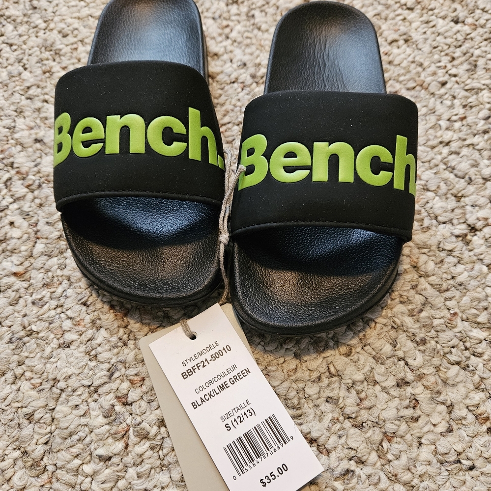 Bench kids sandals size 12/13 NWT